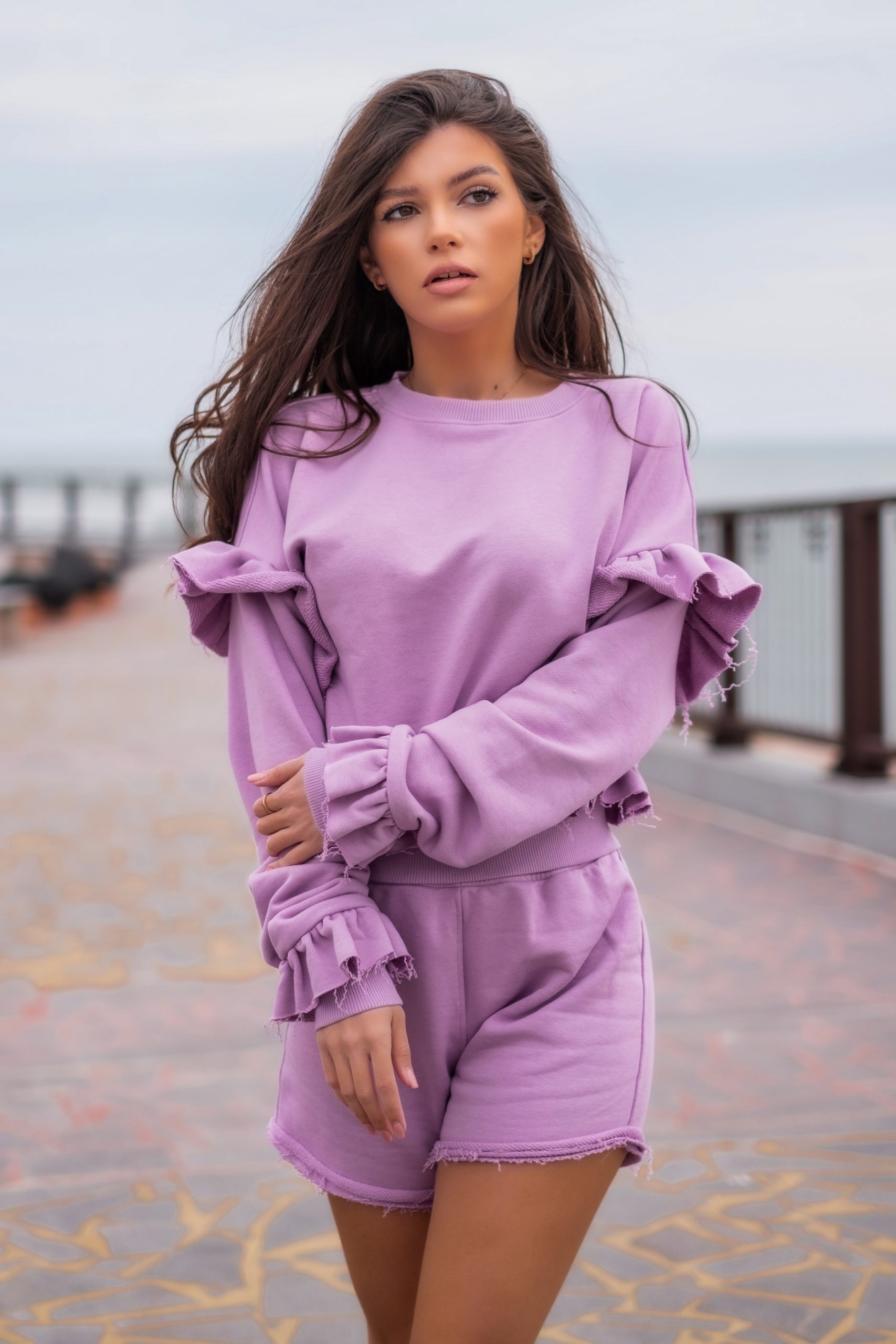 Tracksuit with shorts and ruffled top